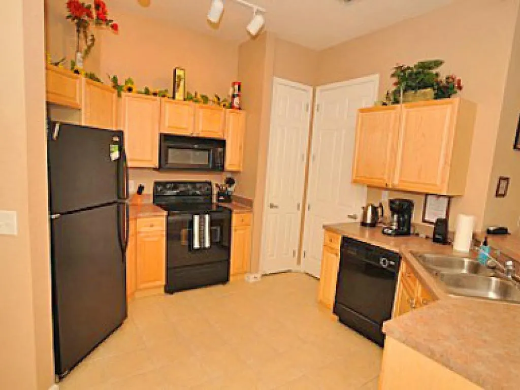 Splash Of Fun Davenport Apartment